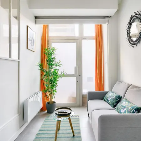 Apartment Beautiful In The 15 District *