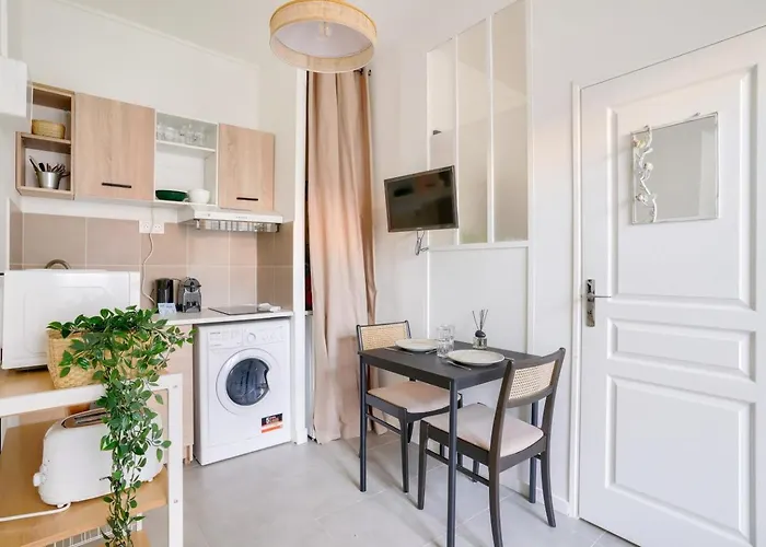 Beautiful 1 Bedroom - 15 District アパート パリ